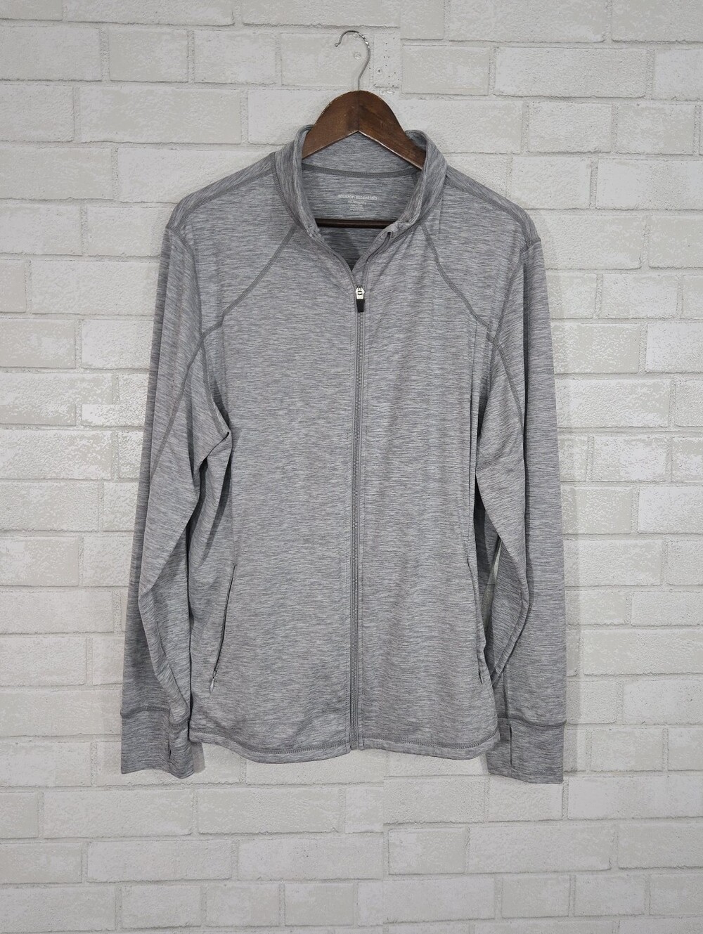 Amazon‎ Essentials full zip athletic sweatshirt